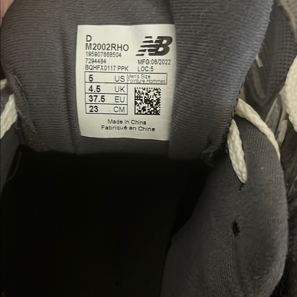 New Balance 2002r Sneakers View 4